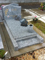 pierre tombale cimetiere de fontainebleau
